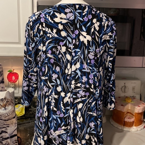 C womens Roz & Ali floral stretch 3/4 sleeve casual plus size top 1X - Picture 2 of 4